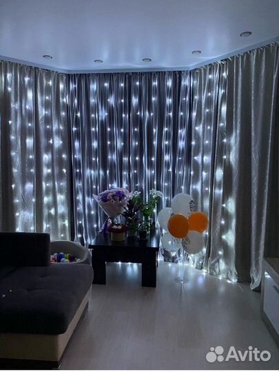 Гирлянда штора 3 на 2 м новая и 3 на 3