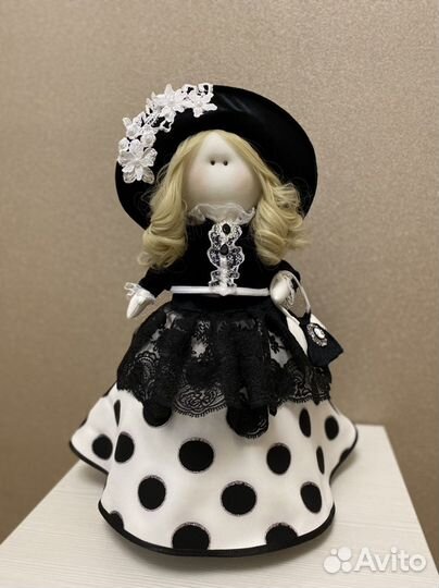 Интерьерная кукла ручной работы