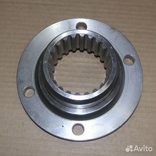 Фланец крепления карданного вала кпп (4 отв. Z22