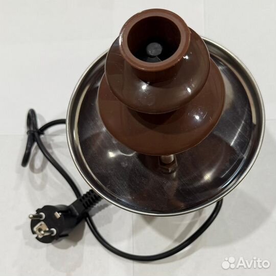 Шоколадный фонтан фондюшница электрическая