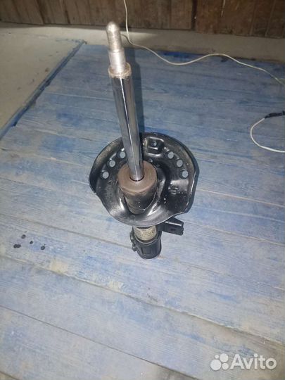 Стойка амортизатора kia ceed ed рестайлинг