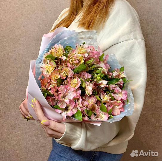 Букет альстромерии. Букет цветов