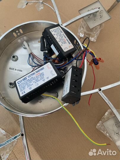 Люстра потолочная