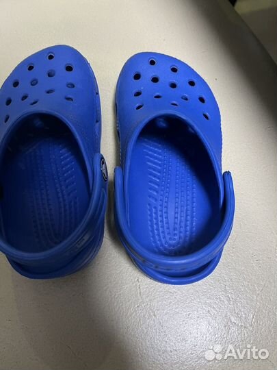 Сандалии crocs c8