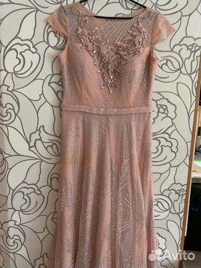Платье на торжество