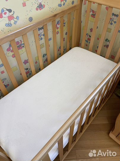 Комплект кроватка + комод пеленальный массив бука