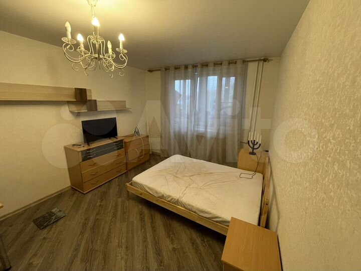 1-к. квартира, 37 м², 4/14 эт.