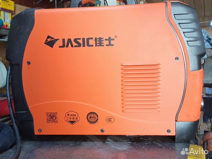 Сварочный аппарат инверторный Аргонно дуговой