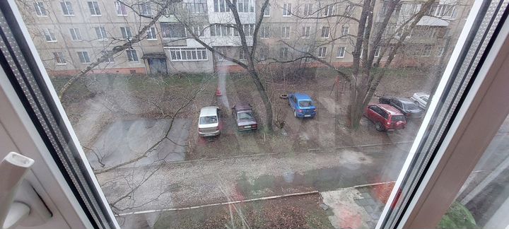 2-к. квартира, 46 м², 3/5 эт.