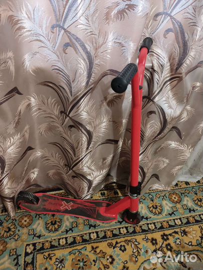 Трюковой самокат explore