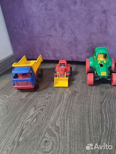 Набор машинок детских