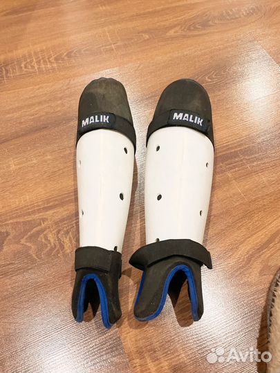 Щитки для хоккея на траве