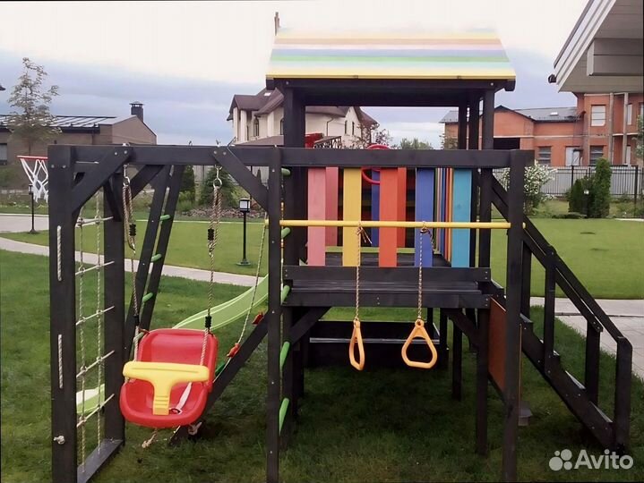 Детская площадка зима / лето