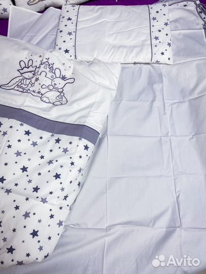 Детский комплект белья в кроватку фирмы Lappetti
