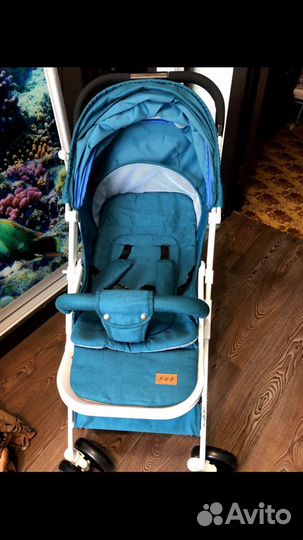 Коляска прогулочная