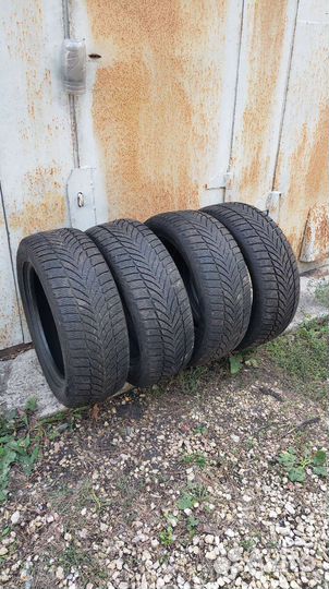 Goodyear UltraGrip Ice 2 205/55 R16