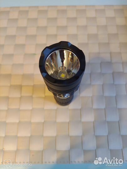 Продаю фонарь Convoy BD06