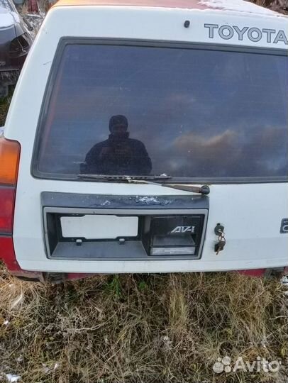 Крышка багажника toyota sprinter carib