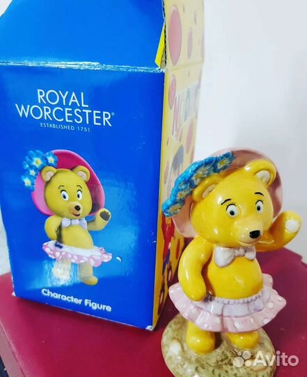 Royal worcester фигурка