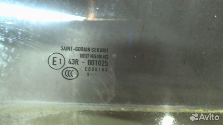 Стекло боковой двери Volkswagen Touareg, 2009