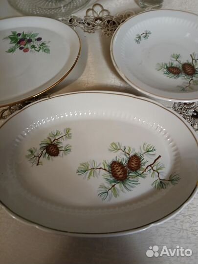 Блюдо фарфоровое большое