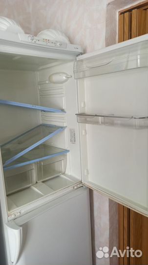 Холодильник Indesit No Frost