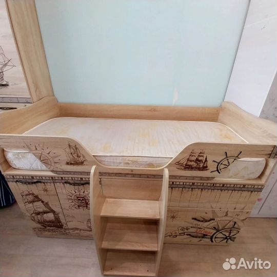 Детская кровать
