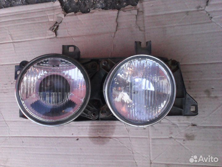 Бмв Е34 - фара передняя правая Hella