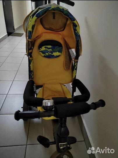 Детский велосипед с ручкой