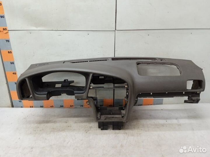 Б/У Б/У Деталь 680104W301 nissan