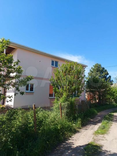 Дом 241 м² на участке 6,6 сот.