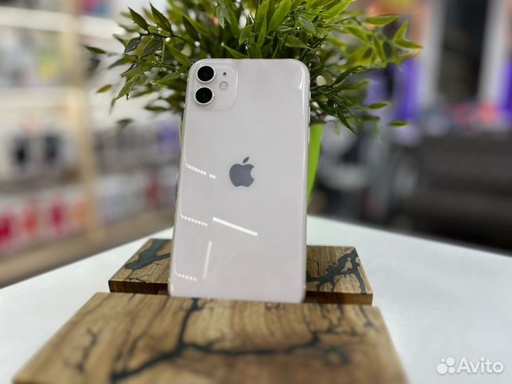 iPhone 11, 128 ГБ