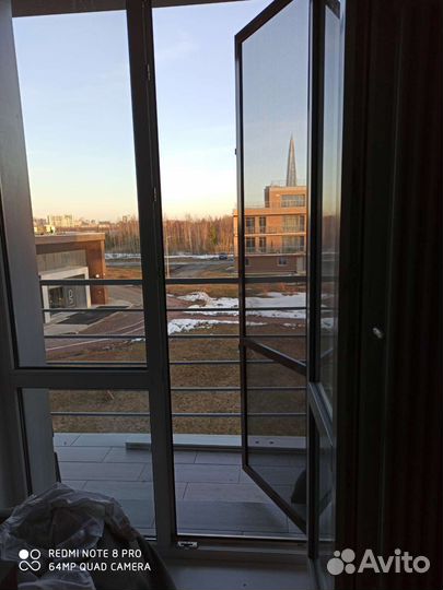 Ремонт пластиковых окон и дверей Москитные сетки