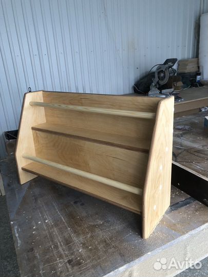 Полка для книг Монтессори