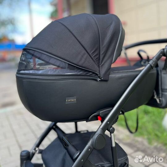 Коляска Bexa Air 2в1 черный-золото экокожа