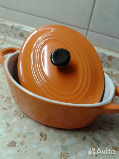 Керамическая форма для выпекания с крышкой, 0,3 л
