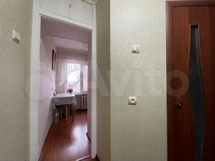 2-к. квартира, 40 м², 3/5 эт.