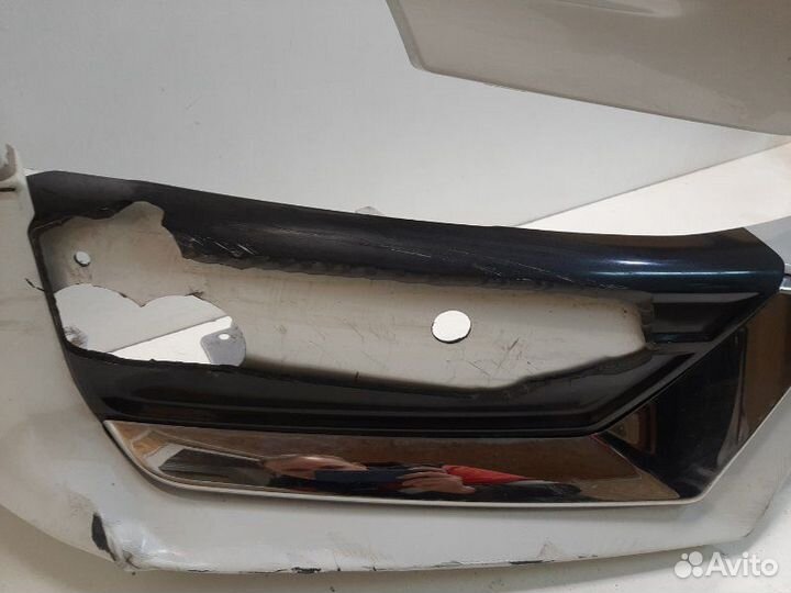 Бампер передний Toyota Land Cruiser 200 2018