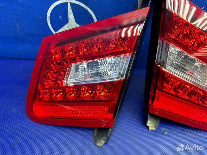 Фонарь задний Mercedes-Benz E350 W207 272.988 2010