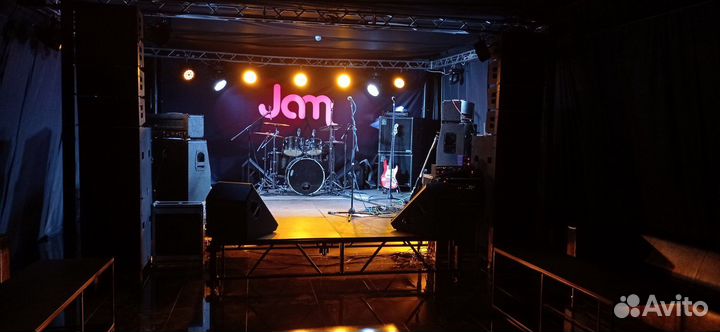 Зал реп.база концерты репетиции звук свет сцена
