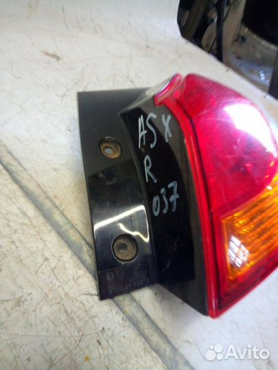 Фонарь задний правый Mitsubishi Asx 4B11 2010