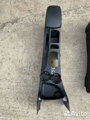 Подлокотник KIA Sportage II