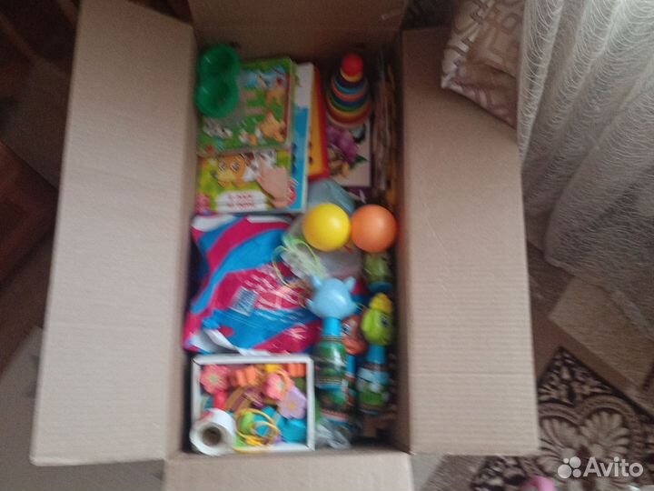 Коробка игрушек