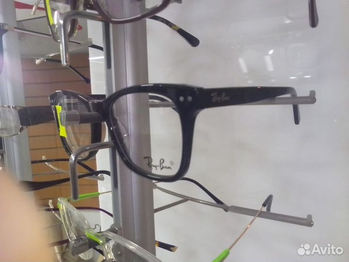 Ремонт и изготовление линз очков