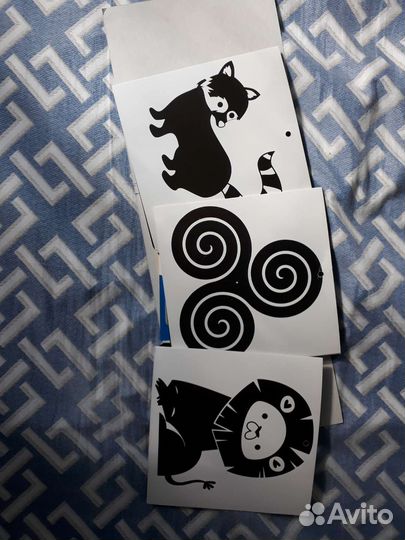 Мобиль на кроватку жирафики