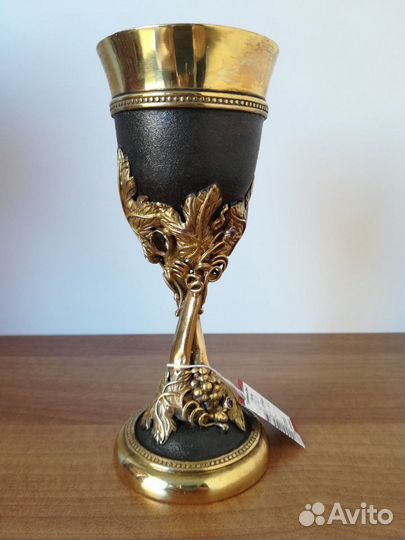 Подарочный бокал (кубок)