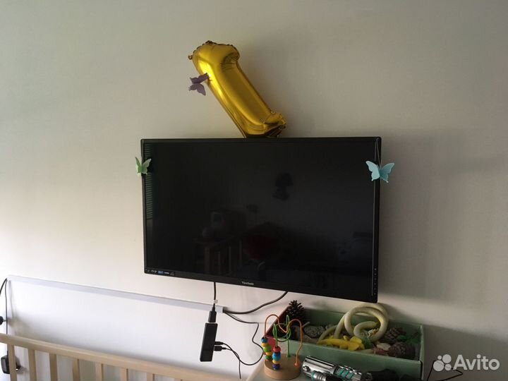 Монитор ViewSonic 31.5