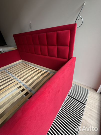 Кровать двухспальная 140/210