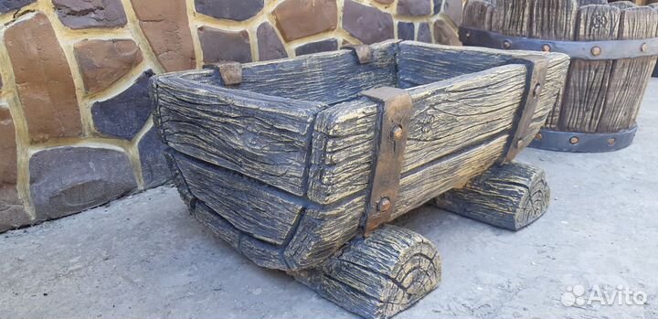 Кашпо, цветники, вазоны