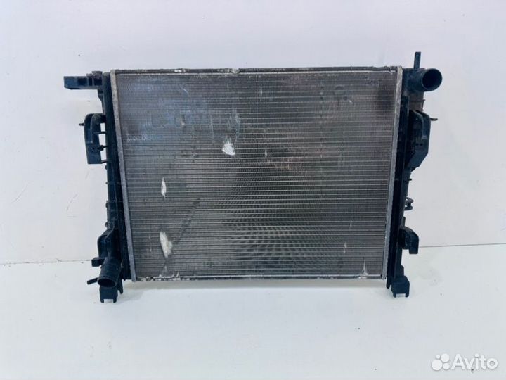 Радиатор охлаждения Renault Logan 2 2014